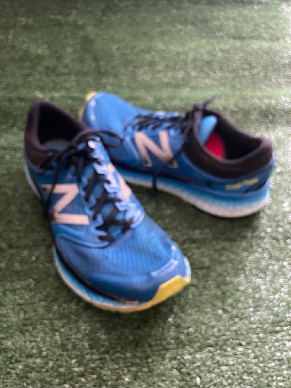 New Balance Fresh Foam
1080v7 Electric Blue Men’s size 14